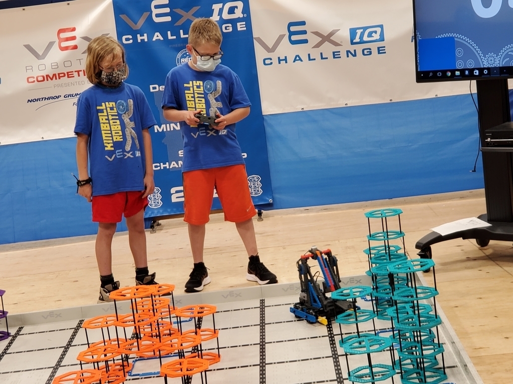 Student controlling robot with remote