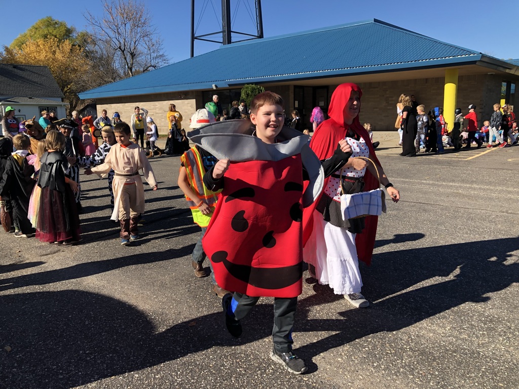 costume parade